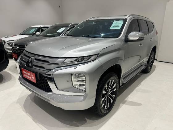 MITSUBISHI PAJERO SPORT 2.4 16V MIVEC TURBO DIESEL HPE AWD AUTOMÁTICO MITSUBISHI PAJERO SPORT 2.4 16V MIVEC TURBO DIESEL HPE AWD AUTOMÁTICO